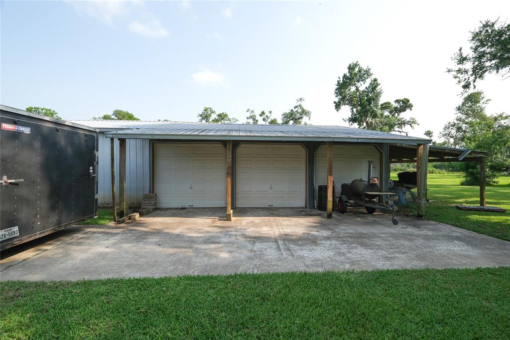 915 Live Oak Drive, Jones Creek, Texas image 36