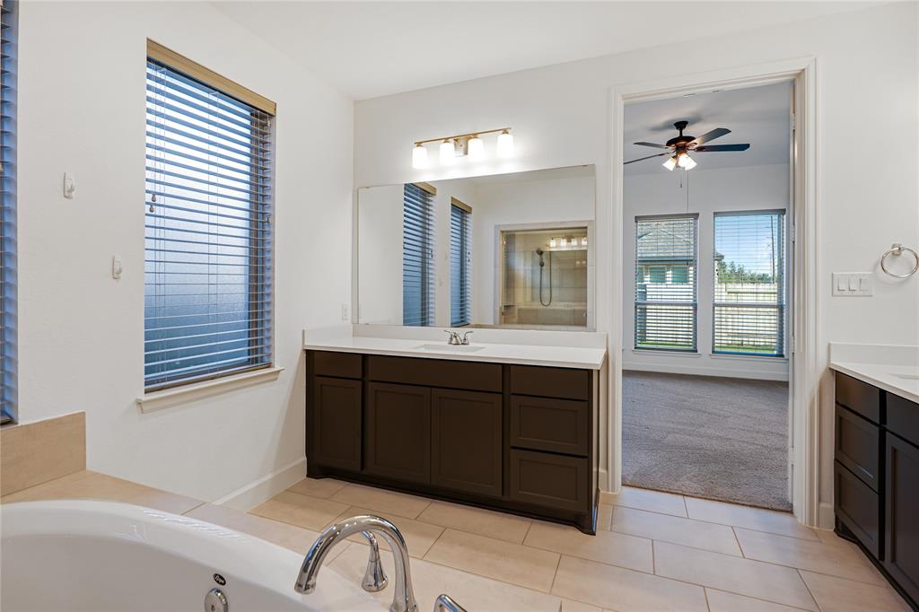 15906 Golden Trails Court, Conroe, Texas image 24