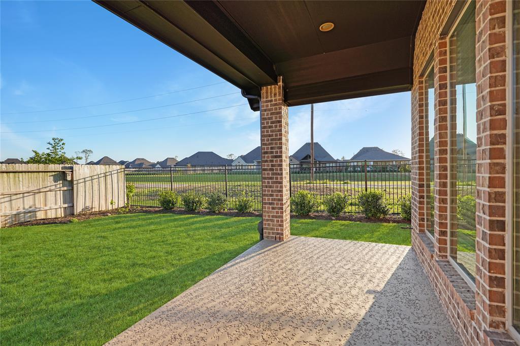 15906 Golden Trails Court, Conroe, Texas image 31