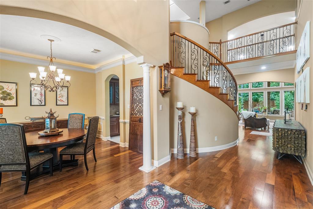 103 Player Oaks Place