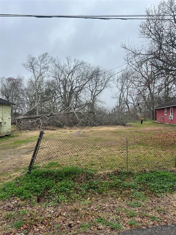 Dalhart Street, Dayton, Texas image 2