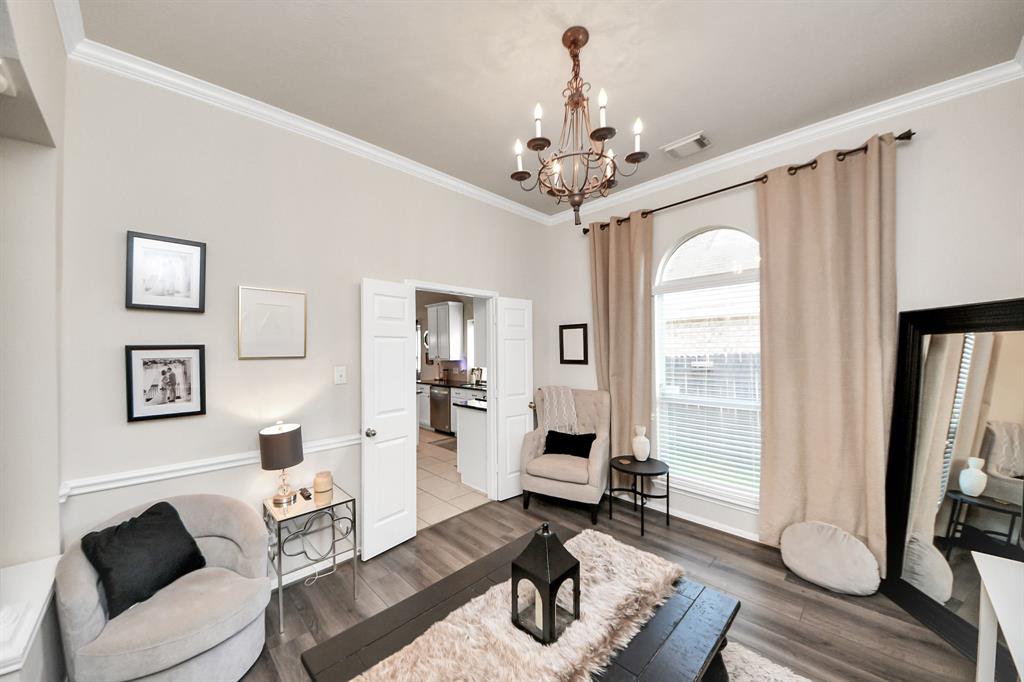2506 Abernathy Glen Court