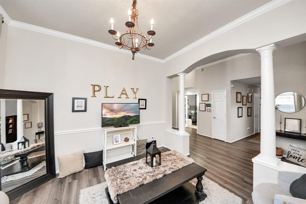 2506 Abernathy Glen Court