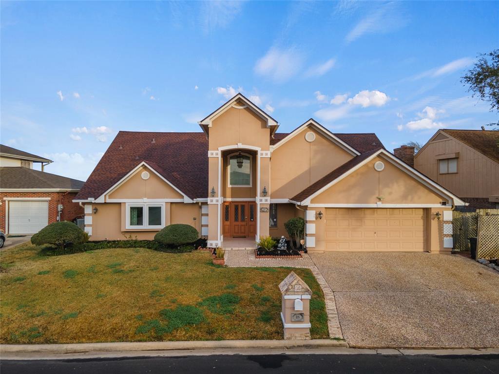 18 Quintana Drive