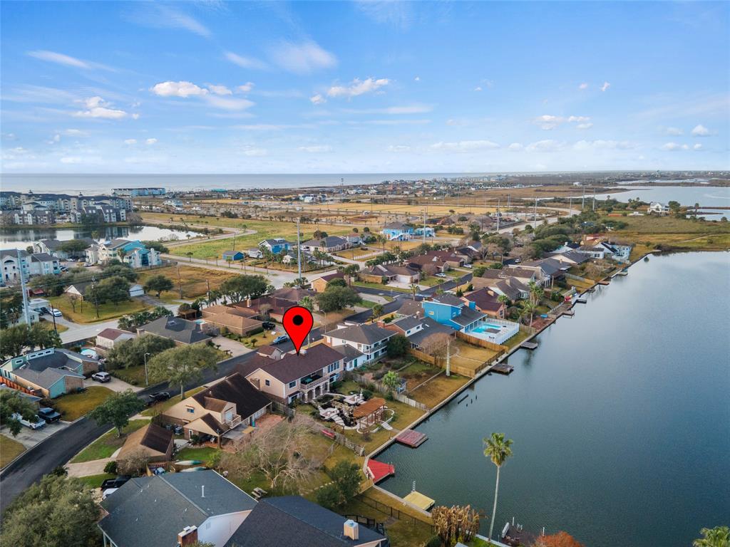 18 Quintana Drive