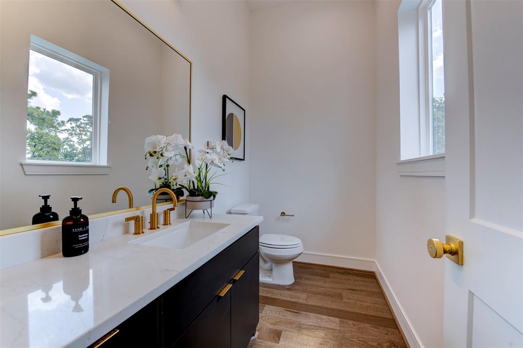 Houston, Texas 77055, United States, 3 Bedrooms Bedrooms, ,3 BathroomsBathrooms,Residential,Active,180173