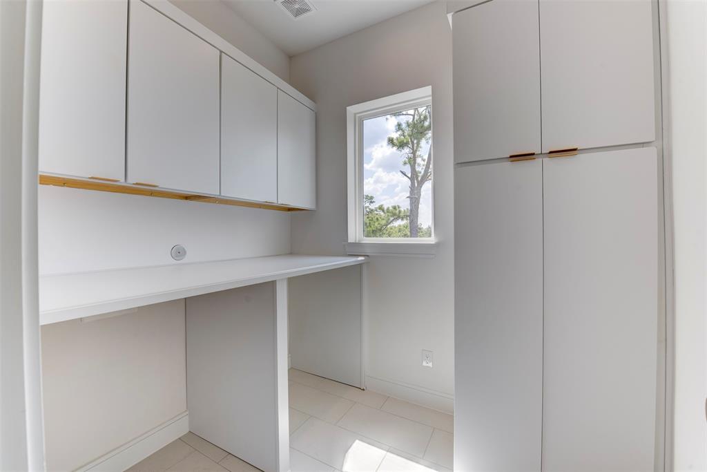 Houston, Texas 77055, United States, 3 Bedrooms Bedrooms, ,3 BathroomsBathrooms,Residential,Active,180173