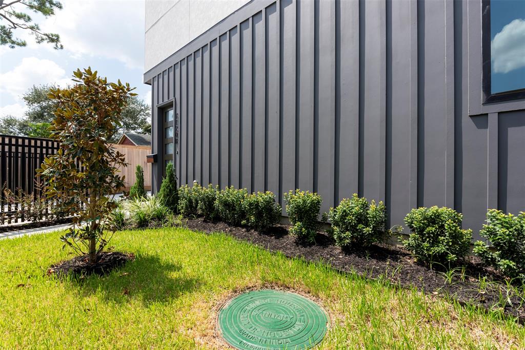 Houston, Texas 77055, United States, 3 Bedrooms Bedrooms, ,3 BathroomsBathrooms,Residential,Active,180173