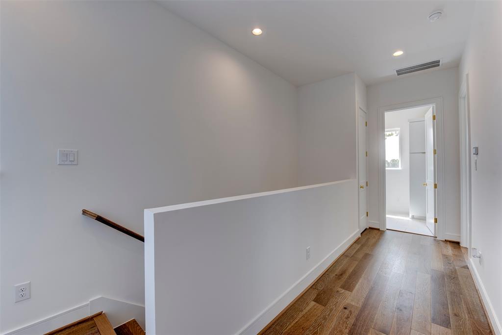 Houston, Texas 77055, United States, 3 Bedrooms Bedrooms, ,3 BathroomsBathrooms,Residential,Active,180173