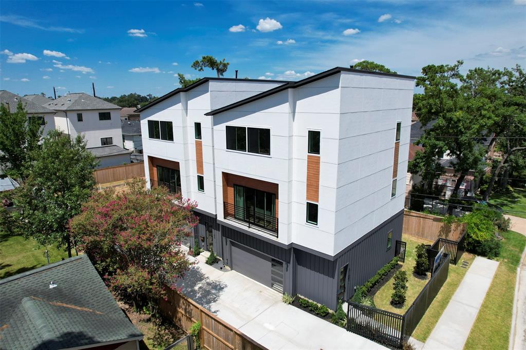 Houston, Texas 77055, United States, 3 Bedrooms Bedrooms, ,3 BathroomsBathrooms,Residential,Active,180173