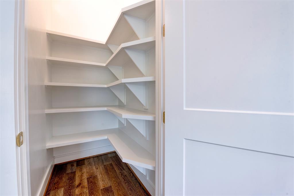 Houston, Texas 77055, United States, 3 Bedrooms Bedrooms, ,3 BathroomsBathrooms,Residential,Active,180173