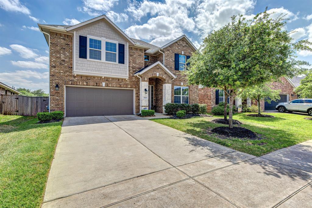 15215 Holloway Hills Trail