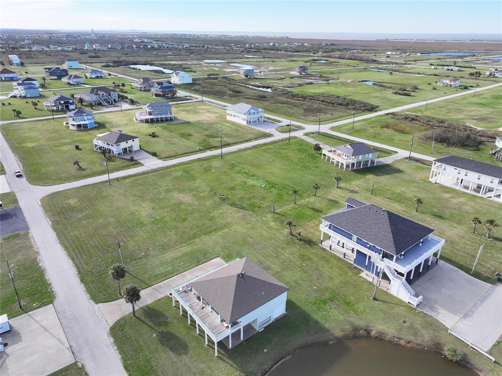 816 Rancho Caribe Drive, Port Bolivar, Texas image 13