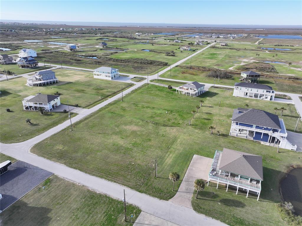 816 Rancho Caribe Drive, Port Bolivar, Texas image 12