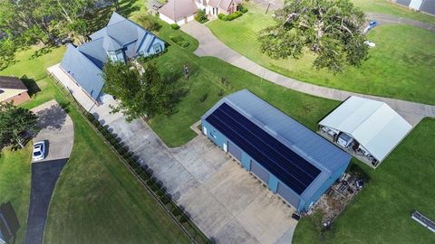 A home in Brazoria