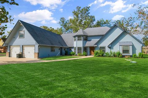 A home in Brazoria