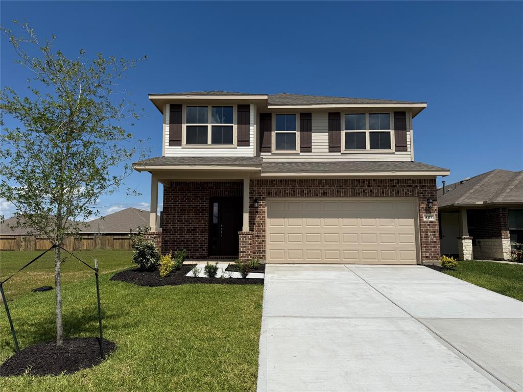 4329 West Bayou Maison Circle, Dickinson, Texas image 1