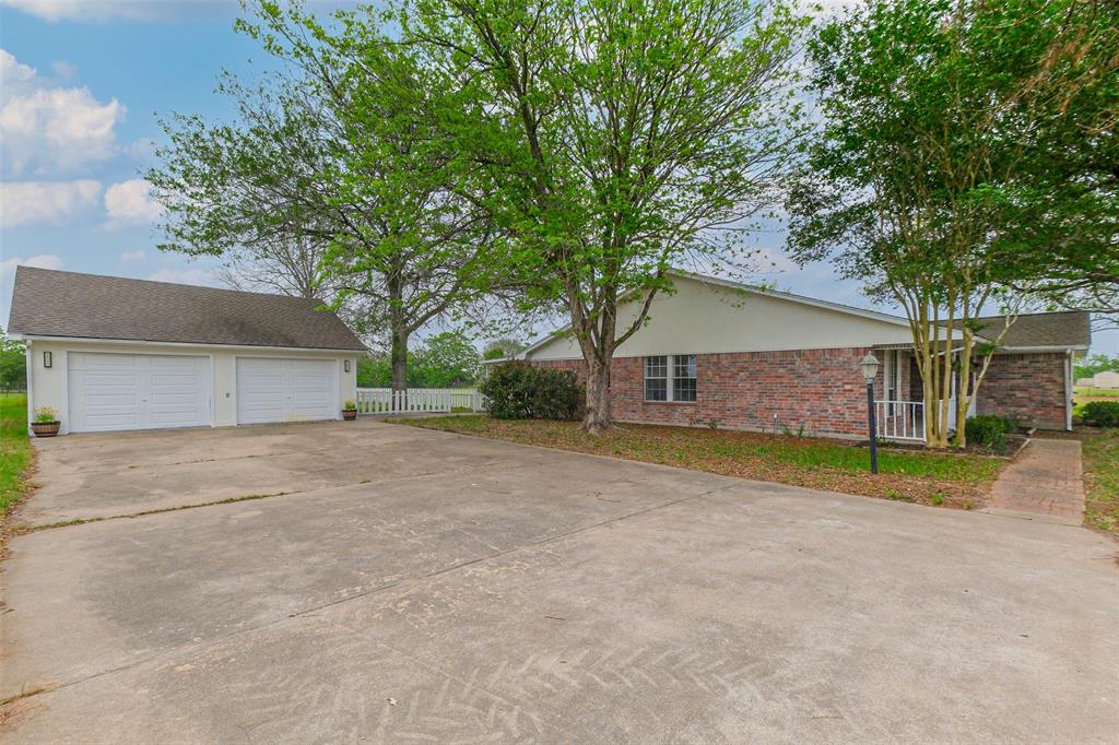 6698 Fm 2187 Road, Sealy, Texas image 6