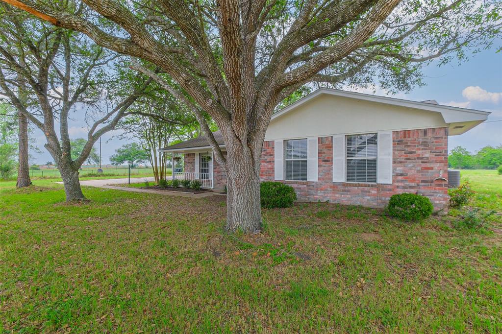 6698 Fm 2187 Road, Sealy, Texas image 4
