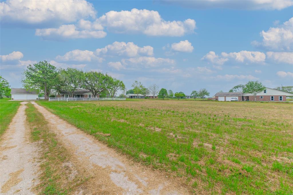 6698 Fm 2187 Road, Sealy, Texas image 9
