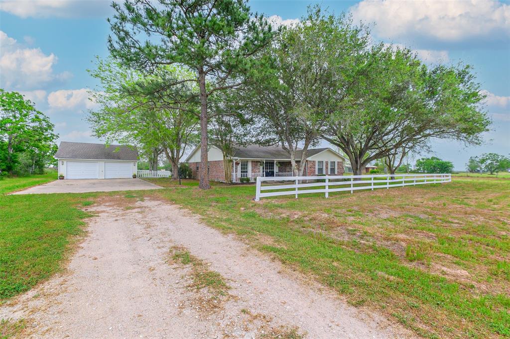 6698 Fm 2187 Road, Sealy, Texas image 8