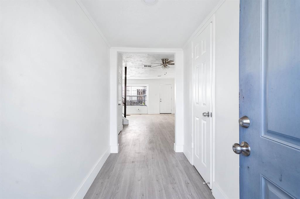 7109 Chasewood Drive, Houston, Texas image 3