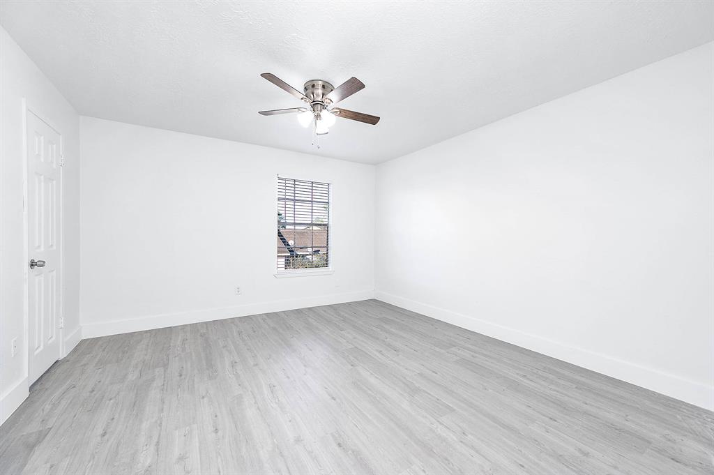 7109 Chasewood Drive, Houston, Texas image 12