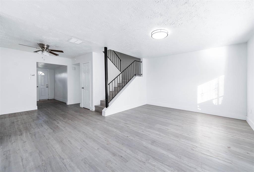 7109 Chasewood Drive, Houston, Texas image 8
