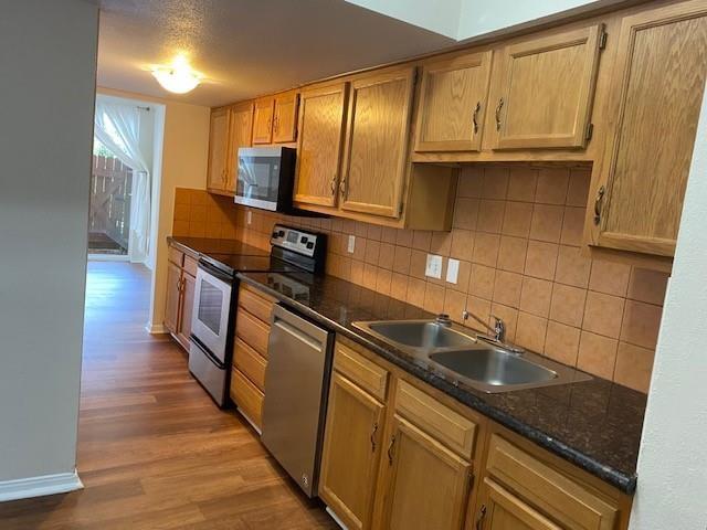 2100 Tanglewilde Street #171, Houston, Texas image 8