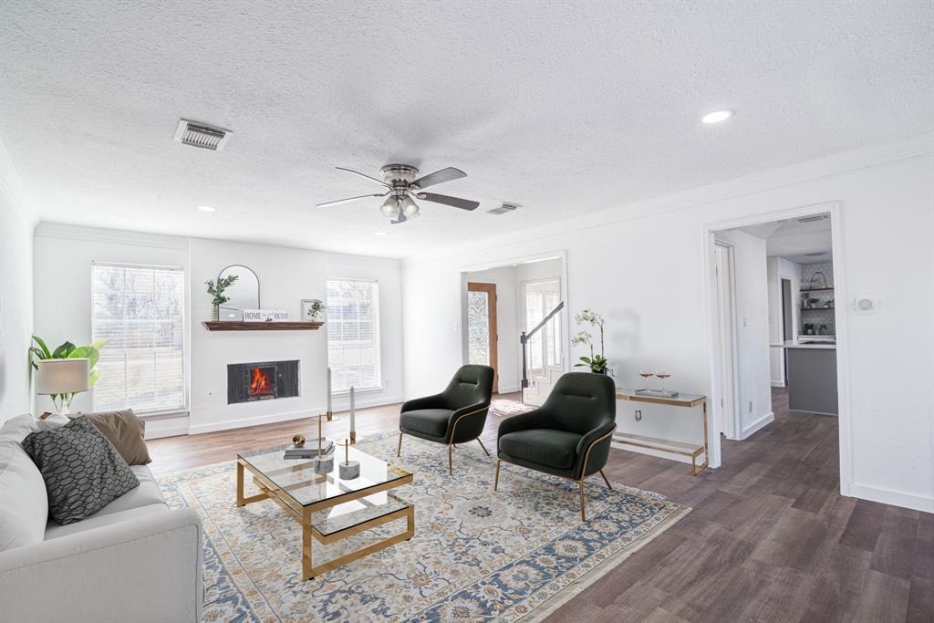 102 Banyan Street, Lake Jackson, Texas image 3