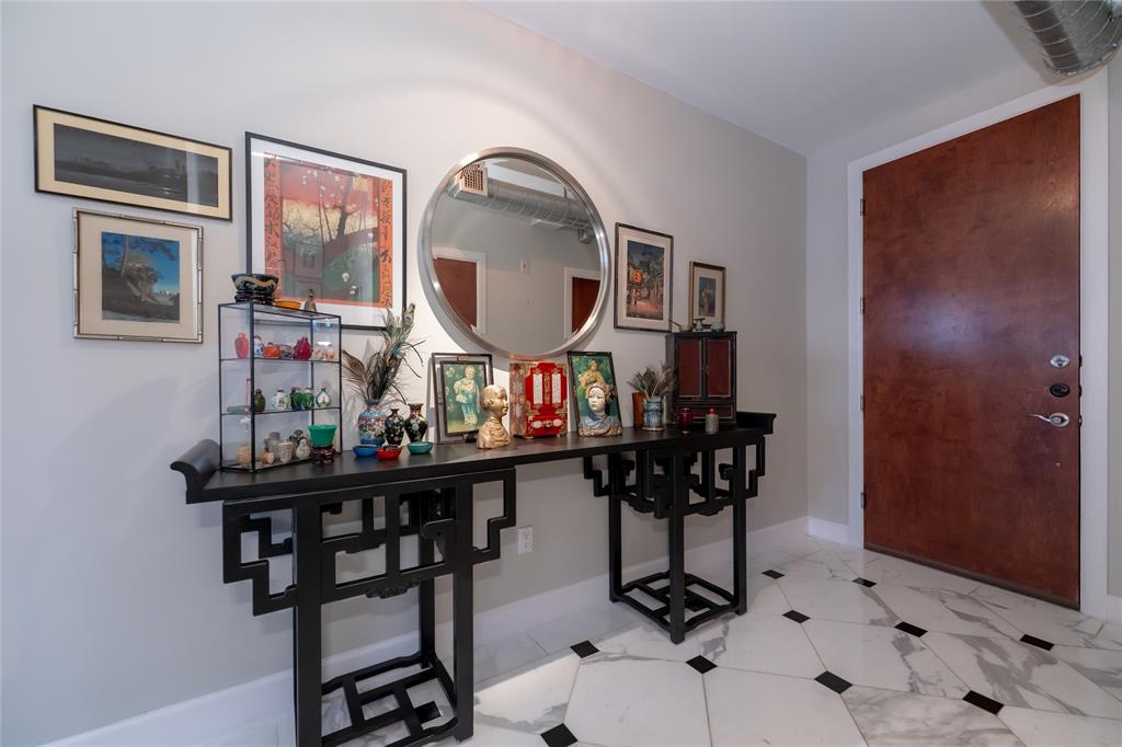 1005 S Shepherd Drive 418