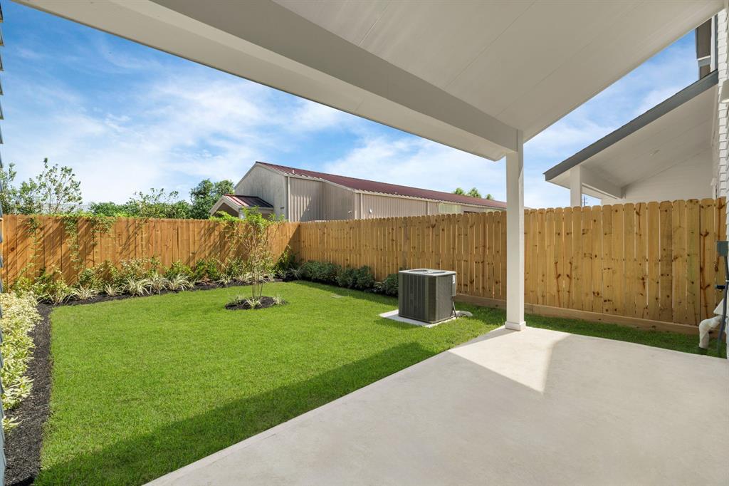 5622 Bertellis Lane, Houston, Texas image 41