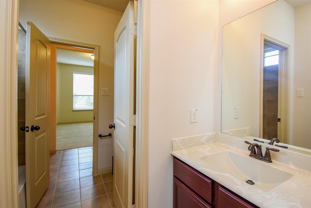 2614 Palm Harbour Drive, Missouri City, Texas image 26