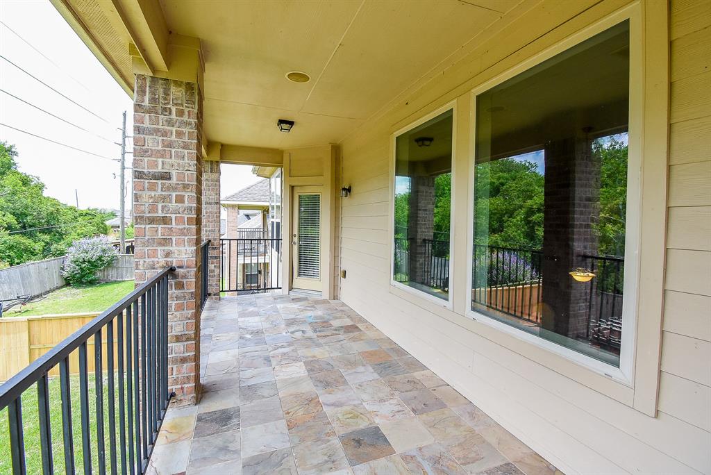 2614 Palm Harbour Drive, Missouri City, Texas image 17