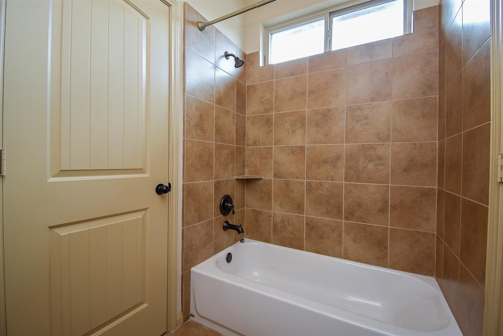 2614 Palm Harbour Drive, Missouri City, Texas image 27