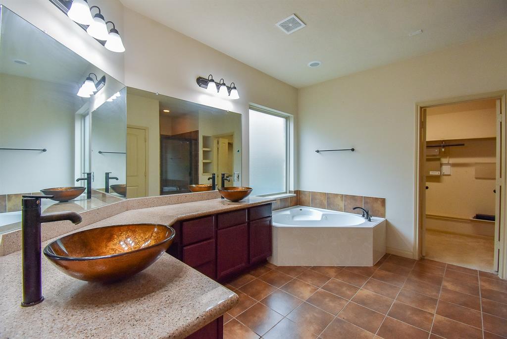 2614 Palm Harbour Drive, Missouri City, Texas image 30