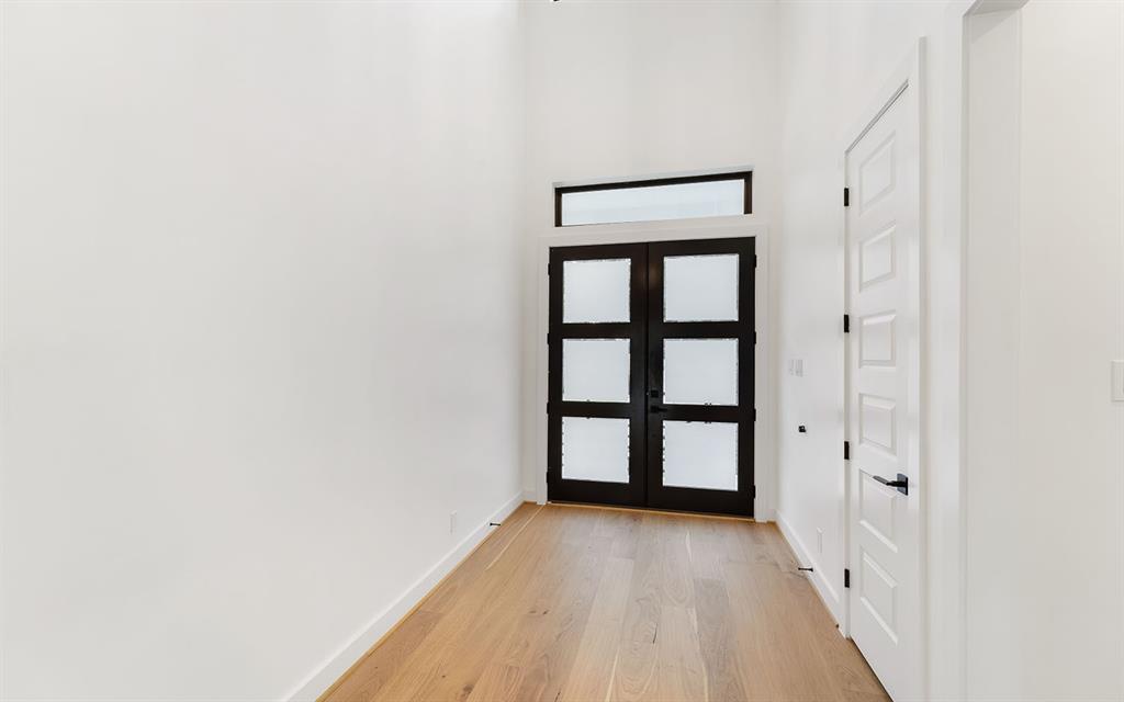 5003 Yarwell Drive, Houston, Texas image 4