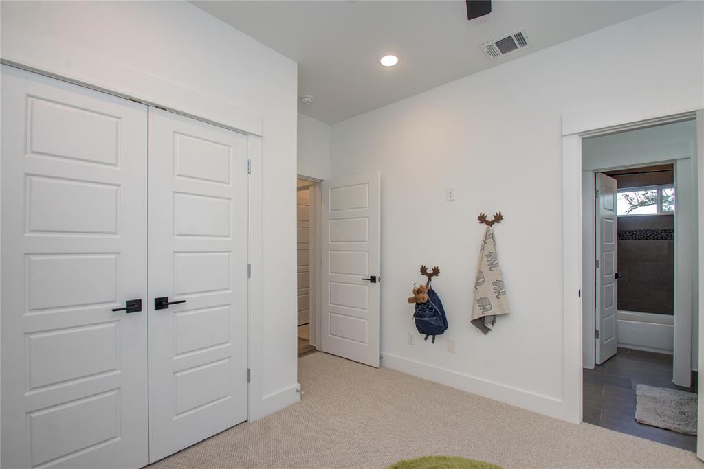 5815 Highland Sky Lane, Houston, Texas image 34