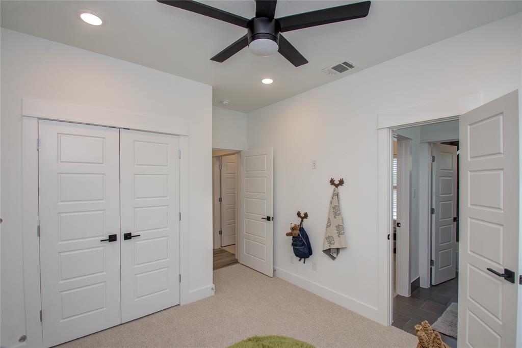 5815 Highland Sky Lane, Houston, Texas image 35