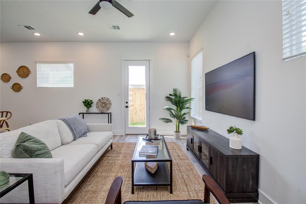 5815 Highland Sky Lane, Houston, Texas image 5