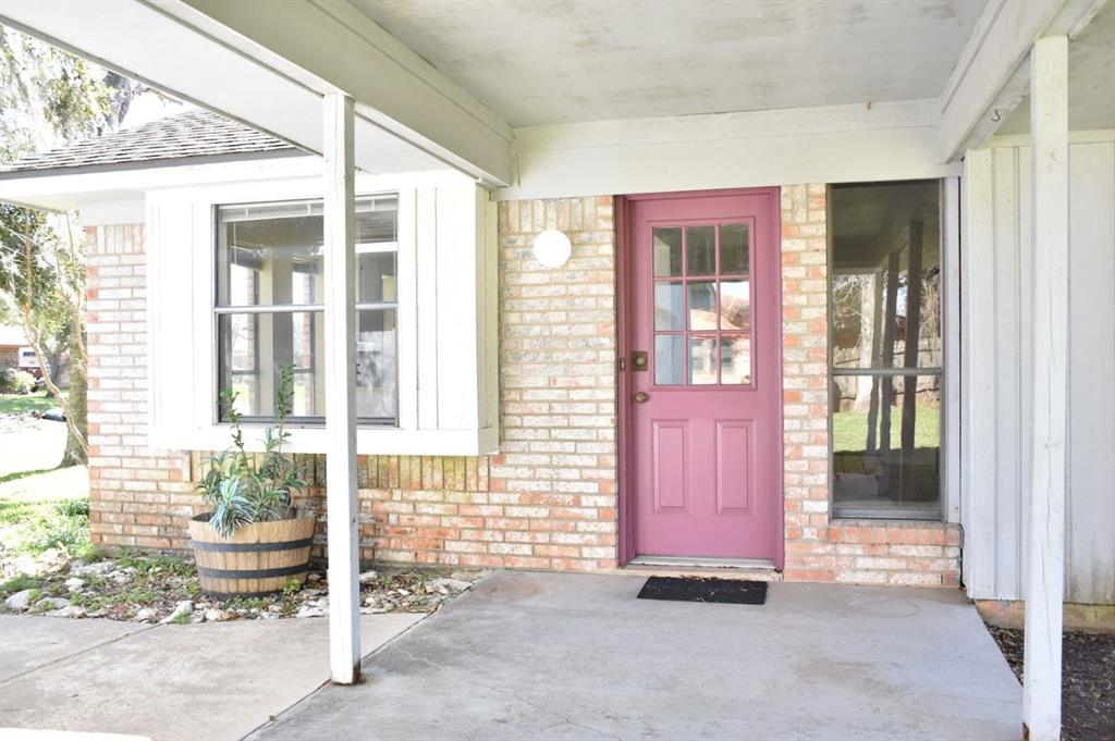 102 Arrowwood Street, Lake Jackson, Texas image 18
