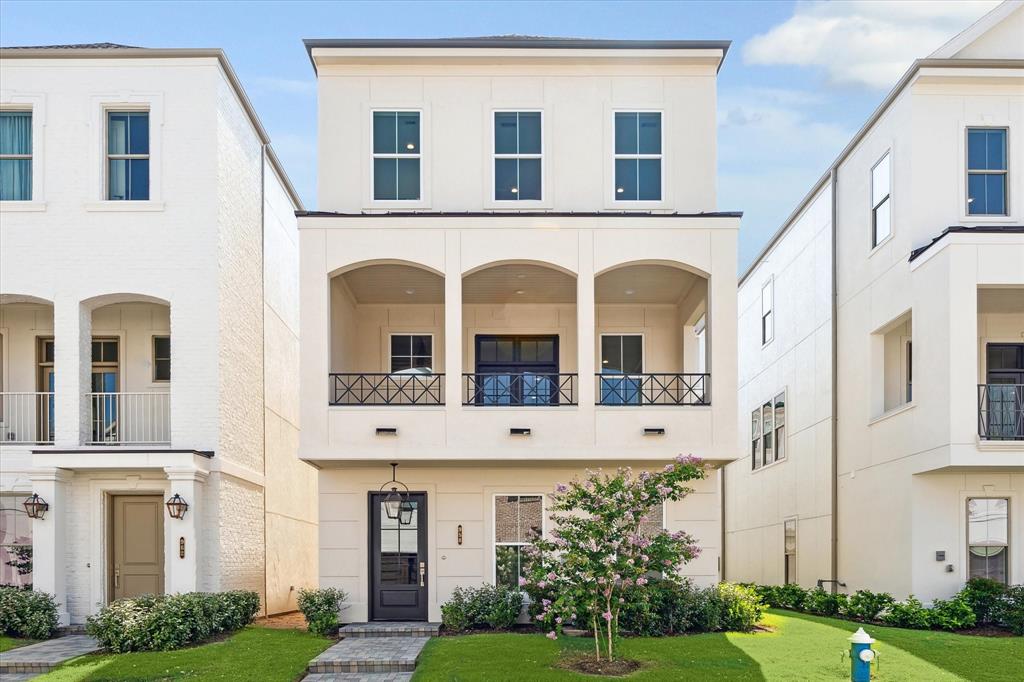 View Houston, TX 77055 townhome