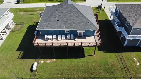 A home in Crystal Beach