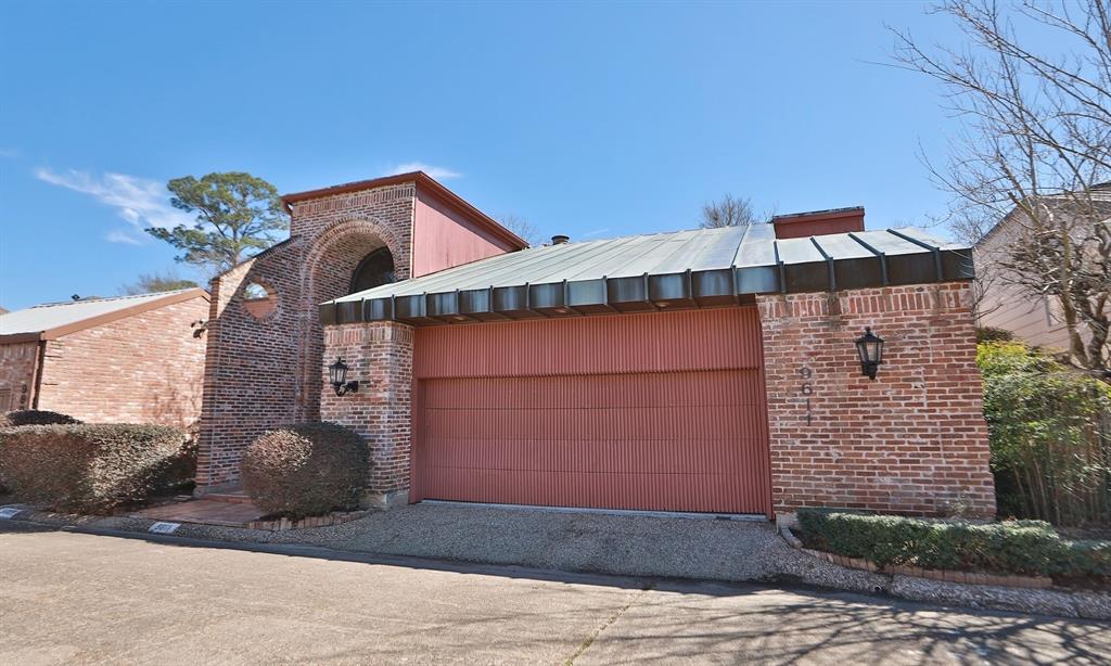 9611 Bayou Brook Street