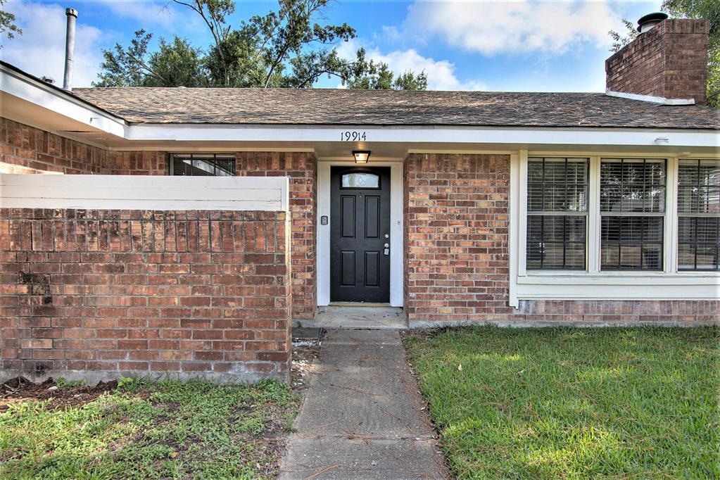 19914 Fort Davis Court, Katy, Texas image 3