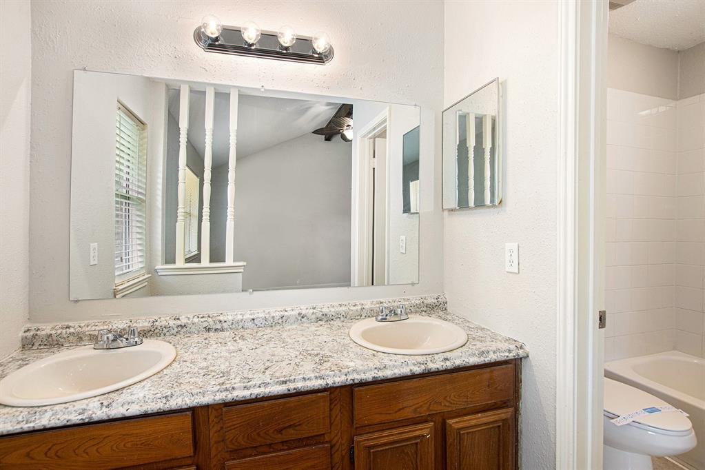 19914 Fort Davis Court, Katy, Texas image 12