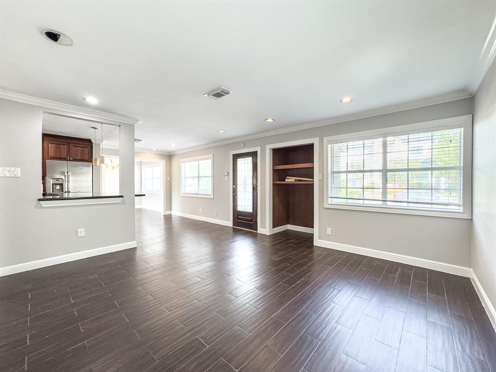 4525 Maple Street, Bellaire, Texas image 8