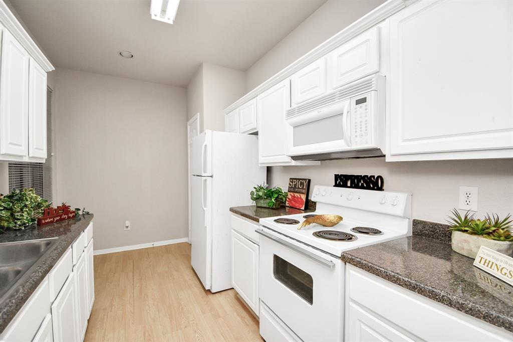 2255 Braeswood Park Drive #133, Houston, Texas image 16