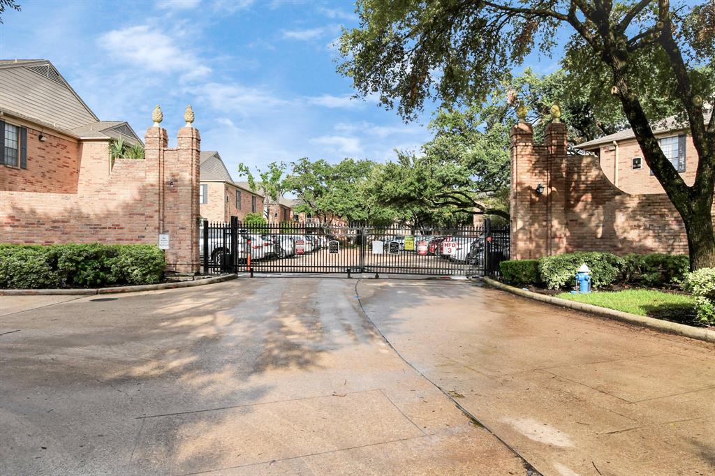 2255 Braeswood Park Drive #133, Houston, Texas image 39