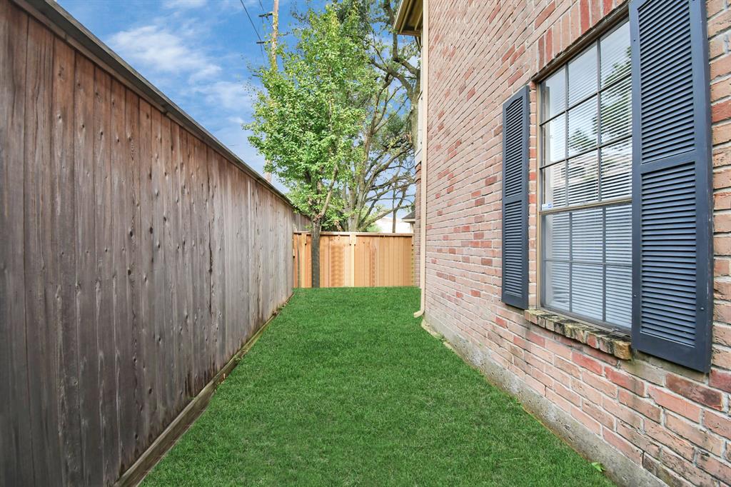 2255 Braeswood Park Drive #133, Houston, Texas image 36